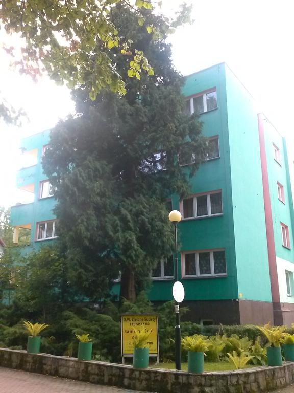 Хостел Pod Zielonym Kogutem Душники-Здруй Экстерьер фото